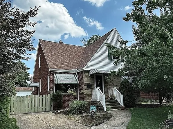 6289 Manchester Rd, Parma, OH 44129