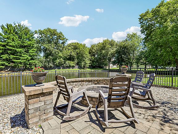 4th image of 2059 Riverstone Ct