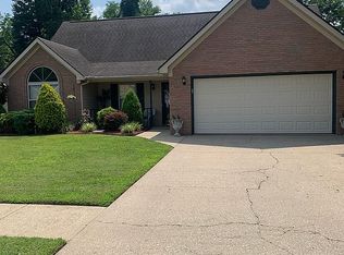705 Brim Dr, Jeffersonville, IN 47130