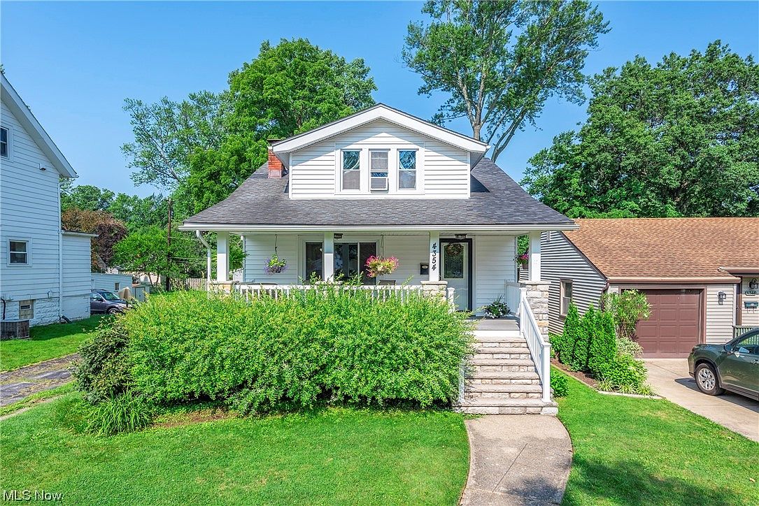 4354 W 226th St, Fairview Park, OH 44126 Zillow