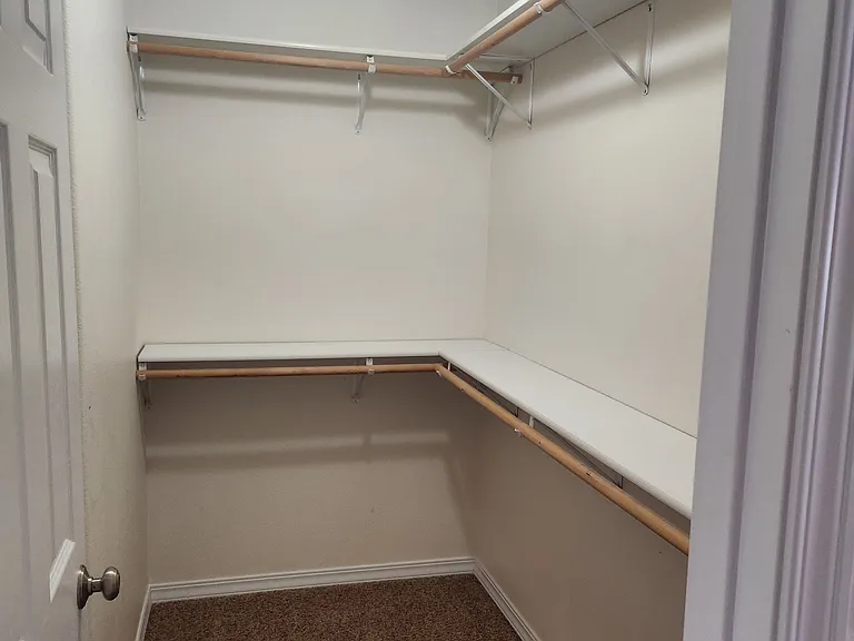 2333 Northern Lights Dr — Photo 11