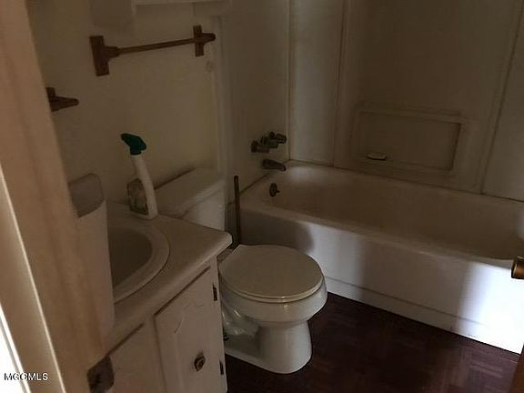 3rd image of 11305 Brushy Ln