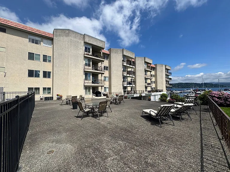 9030 Seward Park Ave S #203 — Photo 42