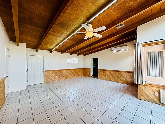 5th image of 237-243 W Roger Rd #Roger239-4