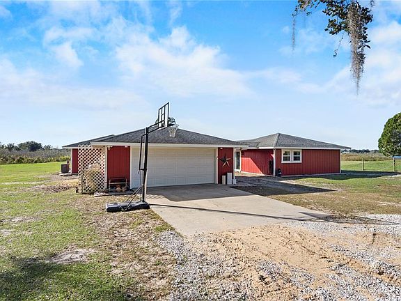 2nd image of 15525 Villa City Rd