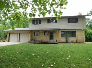 830 E Goeldner Ln, Derby, KS 67037