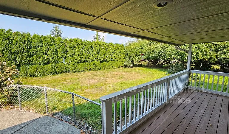 613 Cedar Tree Dr — Photo 2