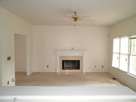 Living Room w/Fireplace