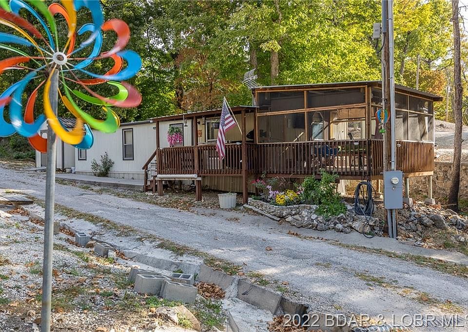 1st image of 54 Hook Ln