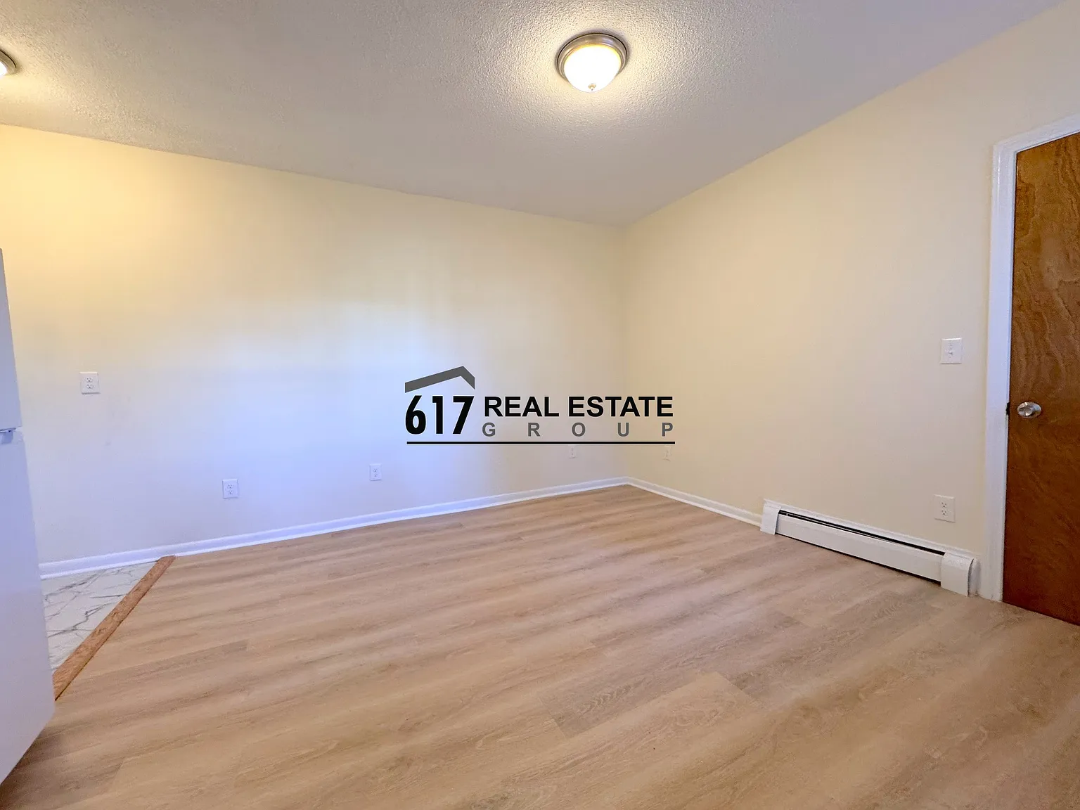Studio, 390 sqft, $1,900 — Photo 3