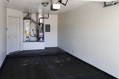 Automatic Single-Car Garage