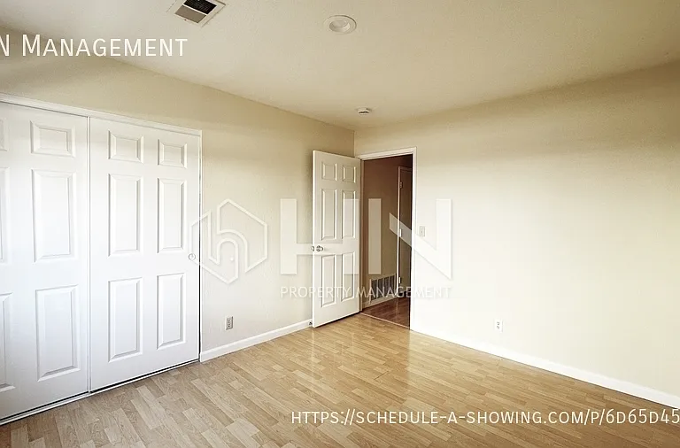 270 Quinault Way — Photo 13