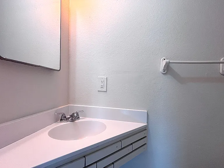 4621 Mill Valley Dr — Photo 13