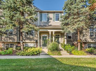 28794 W Pondview Dr, Lakemoor, IL 60051