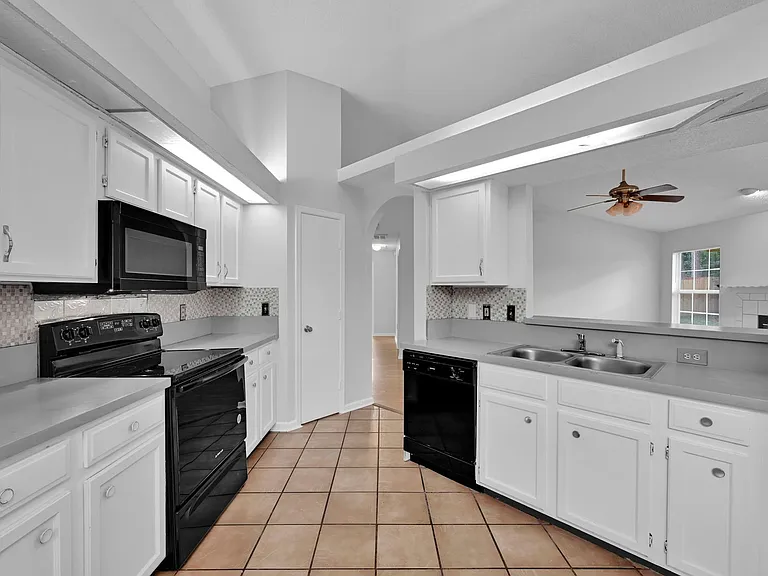 9687 Hersham Ct — Photo 21