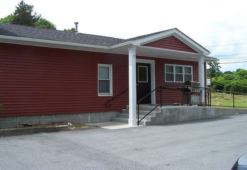 1st image of 7 Cummings Ln