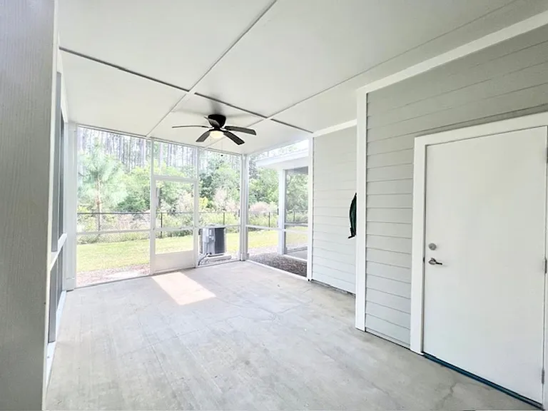 107 Date Palm Ln — Photo 21