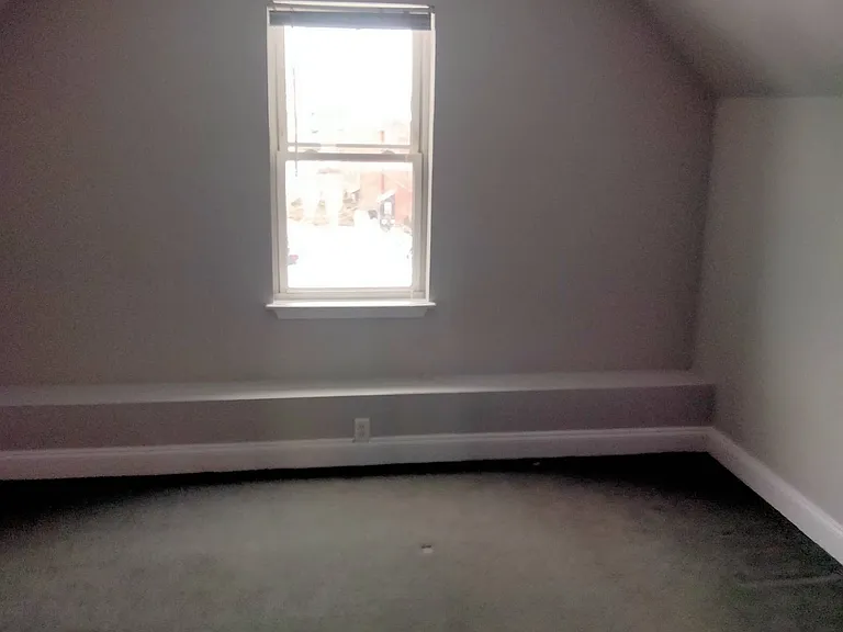 21 Imlay St #3 — Photo 3