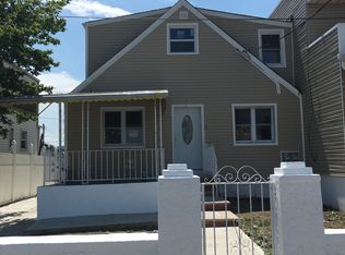 14136 224th St, Springfield Gardens, NY 11413