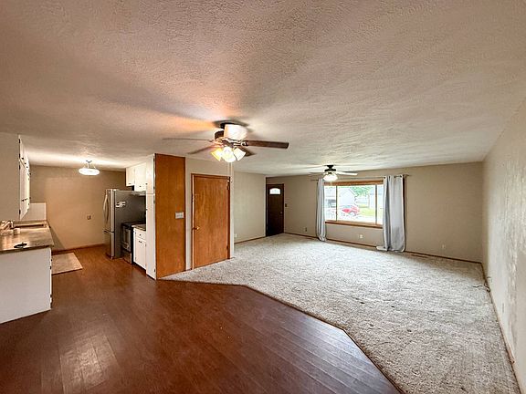 4th image of 1017 N Churchill Dr