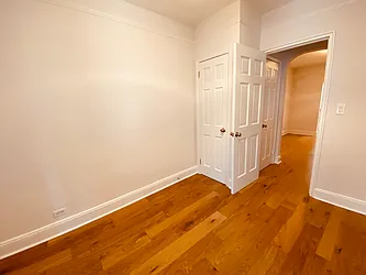 Rented by Metropolis Real Estate of Manhattan