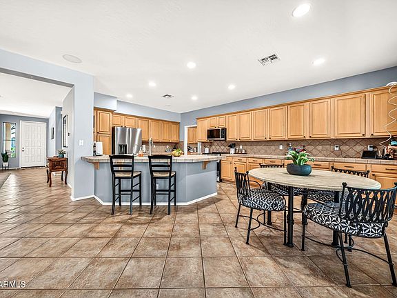 3rd image of 3359 W OWENS Way