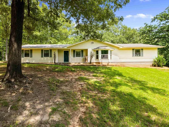 8100 Oakview Dr, Hensley, AR 72065