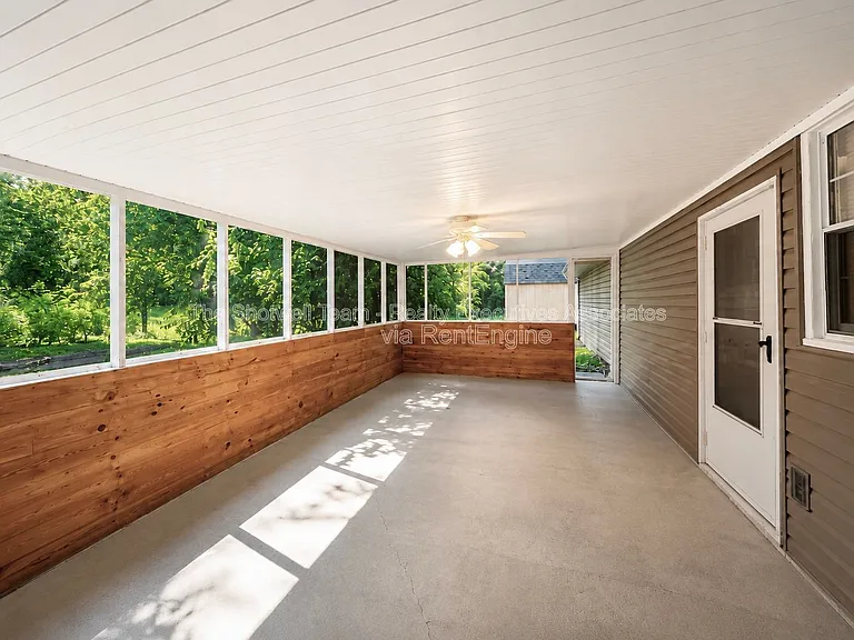 11104 Hughlan Dr — Photo 17