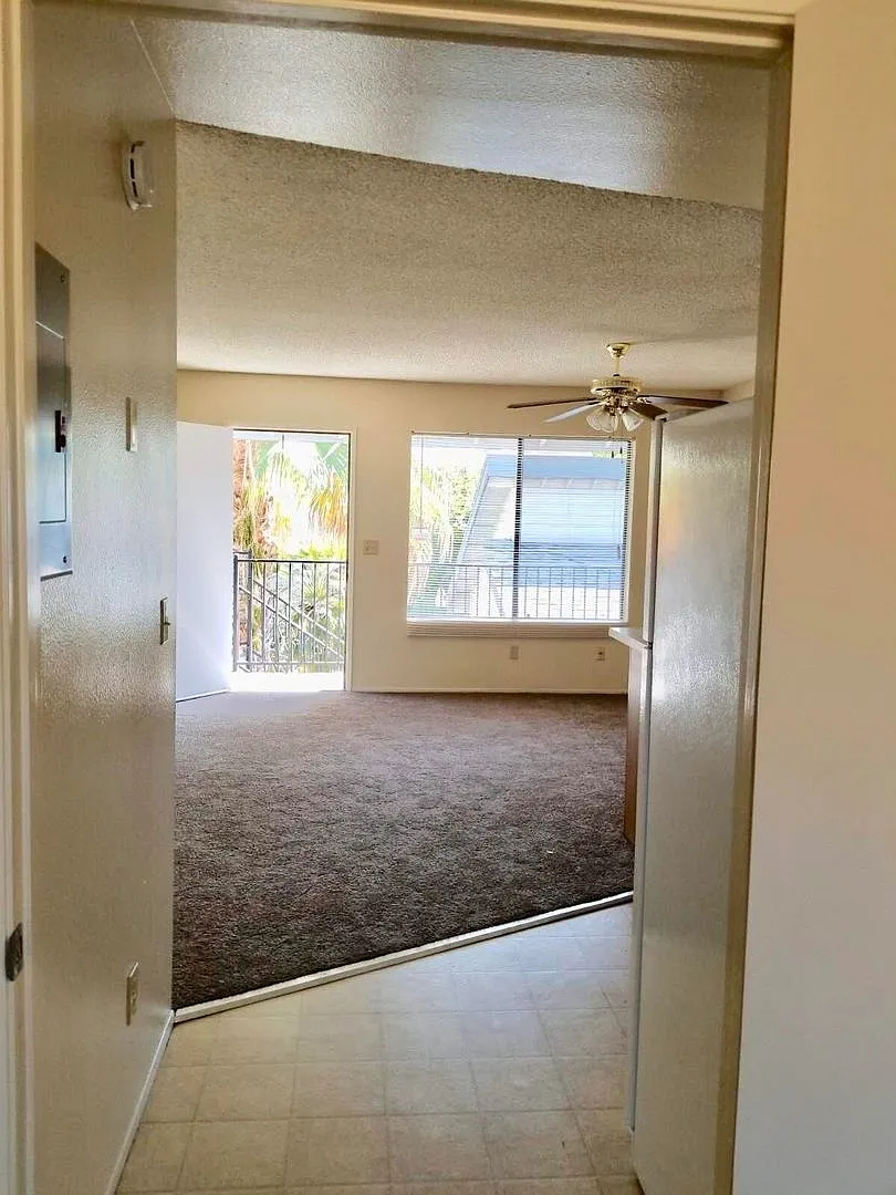 HELIX GARDEN SENIOR APARTMENTS — Photo 4