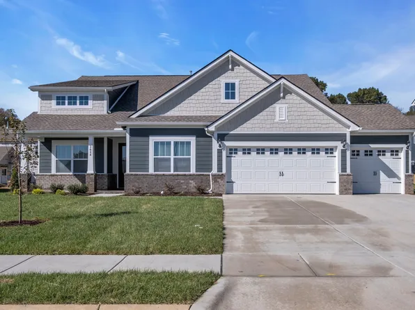 1110 Essem Dr, Murfreesboro, TN 37130