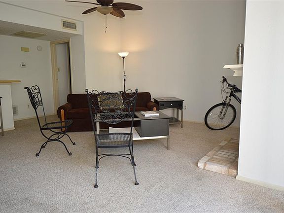 4th image of 7132 N Holiday Dr #7132