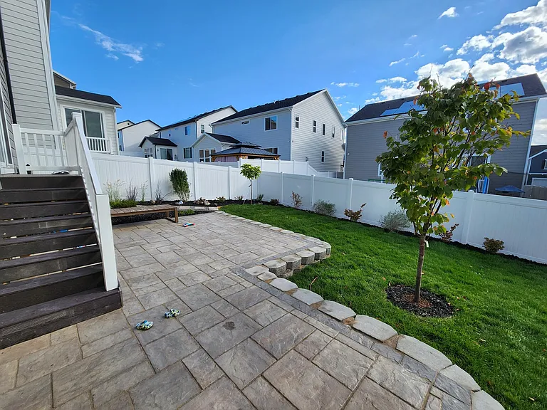 2156 N Wallflower Dr — Photo 32