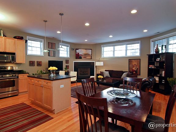 Kitchen/Living Room