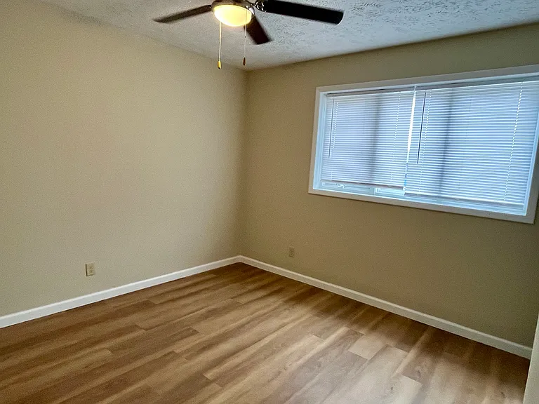 206 W Canedy St #1 — Photo 10