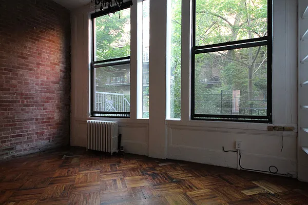 Rented by Bien Realty Ltd | media 35