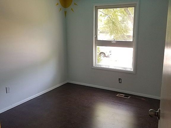 5th image of 2200 Cocquina Dr