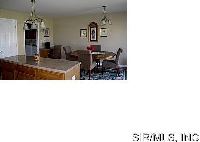 5th image of 743 Saybrook Falls Dr