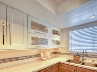2001 E Camino Parocela UNIT F40, Palm Springs, CA 92264
