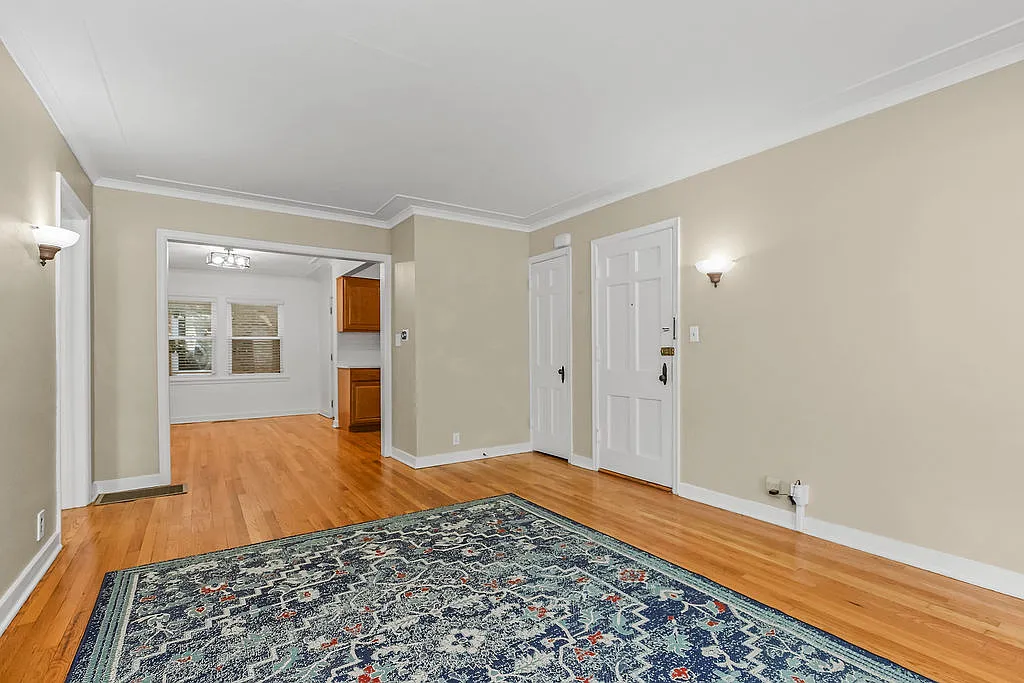 4948 Walnut Street — Photo 3