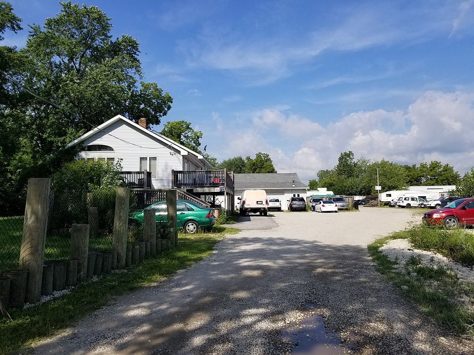 1st image of 21630 E Lincoln Hwy