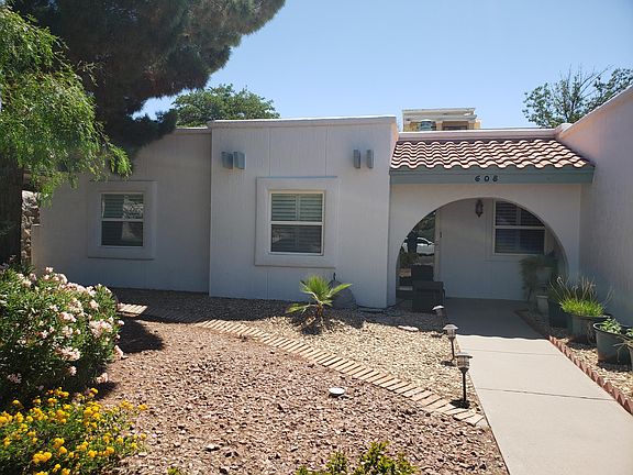 3rd image of 608 Alta Cumbre Pl