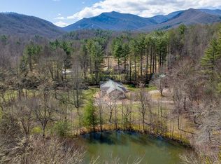 181 Tuckaway Ln, Otto, NC 28763