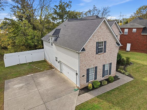 3rd image of 5443 Cloister Dr