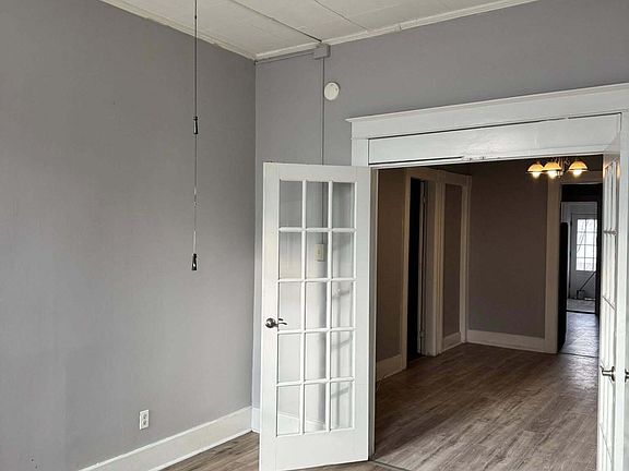 3rd image of 335 1st Street