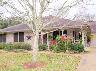 337 San Angelo Dr, Magnolia, TX 77354