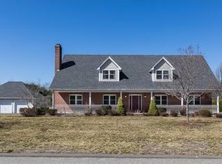 11 Martin Cir, Belchertown, MA 01007