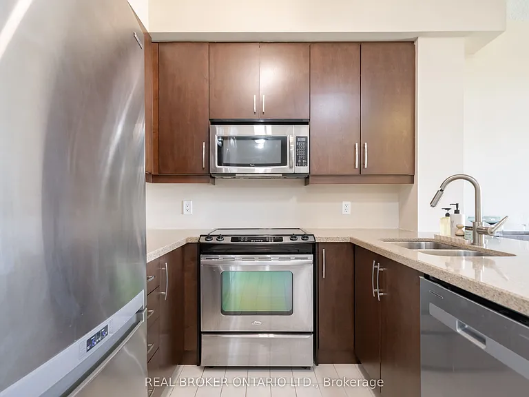 133 Wynford Dr #1208 — Photo 9