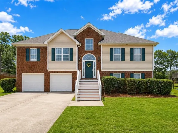 247 Trailwood Gap, Douglasville, GA 30134