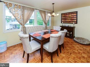 6 Holden Ct, Marlton, NJ 08053