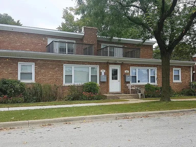 701 E Maple Ave #A — Photo 1